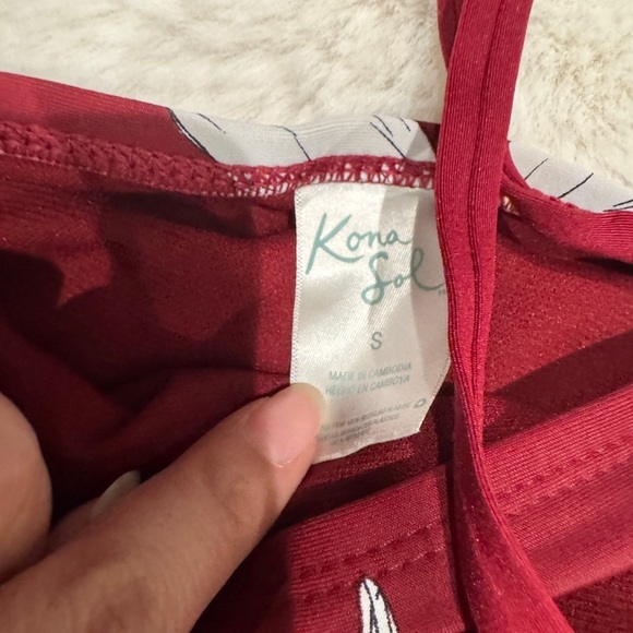 Bundle of 7 target swimsuits mix/match pieces Sz M mostly. One Sz S - Picture 2 of 16